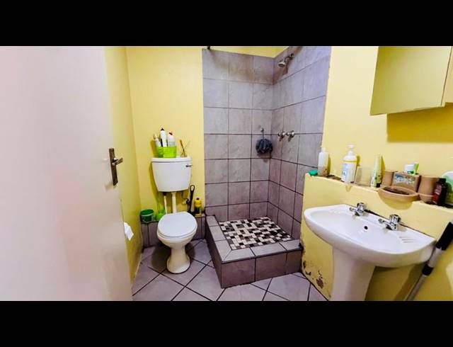 1 BEDROOM APARTMENT FOR SALE IN DURBAN CBD